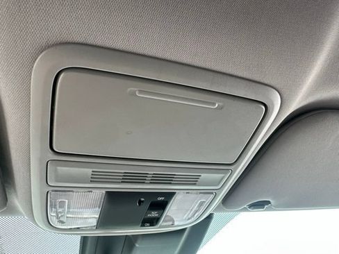 Used 2018 Honda Odyssey EX image 20