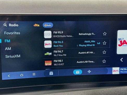 Certified 2025 Hyundai Santa Cruz Limited AWD/4WD image 15