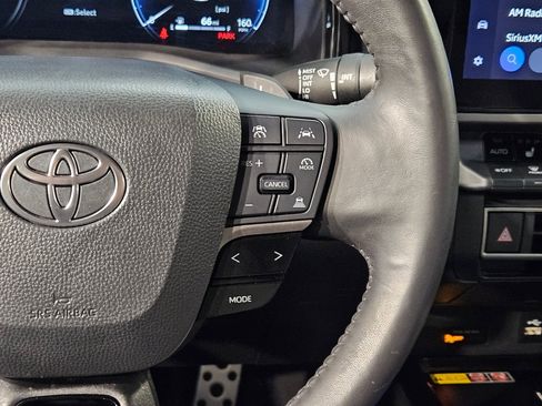 Used 2025 Toyota Camry XSE FWD image 29