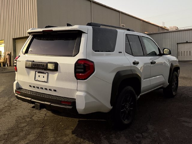 Used 2026 Toyota 4Runner SR5 AWD/4WD image 30