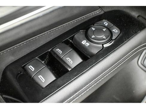 Used 2023 Cadillac CT4 Luxury w/ Sun And Sound Package AWD/4WD image 32