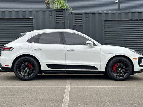 Used 2023 Porsche Macan S image 9
