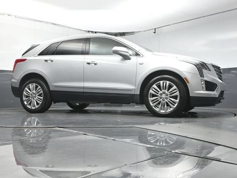 Used 2019 Cadillac XT5 Premium Luxury AWD/4WD image 33