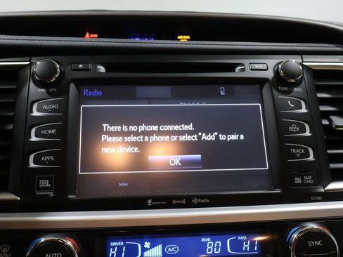 Used 2017 Toyota Highlander Limited Platinum image 27