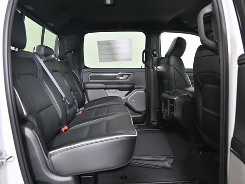 Used 2025 RAM 1500 Laramie image 17