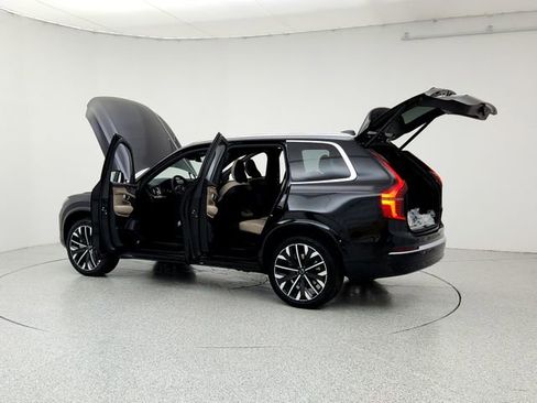 New 2026 Volvo XC90 B5 Plus image 12