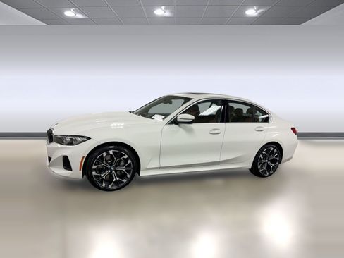Used 2026 BMW 330i Sedan w/ Premium Package RWD image 19