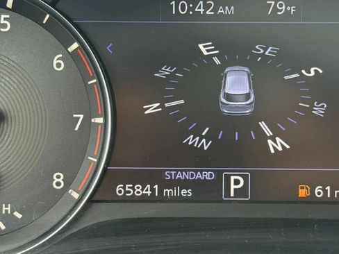 Used 2020 INFINITI QX50 Luxe w/ Navigation Package AWD/4WD image 19