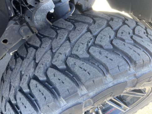 Used 2020 Chevrolet Silverado 1500 LT w/ Fleet Comfort Package image 12