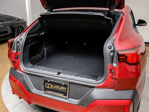 Used 2024 BMW X2 xDrive28i image 53