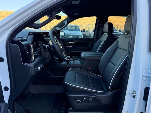 New 2026 GMC Sierra 1500 AT4X image 10