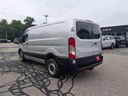 Certified 2021 Ford Transit 250 Low Roof RWD image 5