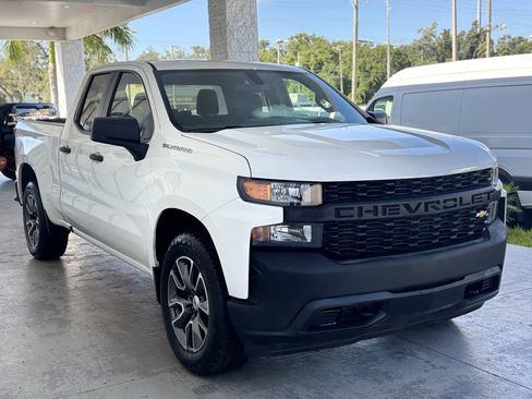 Used 2019 Chevrolet Silverado 1500 W/T w/ WT Convenience Package AWD/4WD image 11