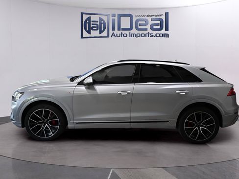 Used 2021 Audi Q8 Premium Plus w/ Premium Plus Package AWD/4WD image 2
