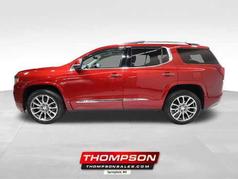 Used 2023 GMC Acadia Denali w/ Denali Ultimate Package FWD image 1