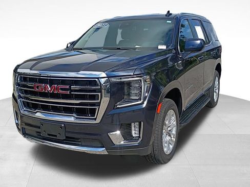 Used 2023 GMC Yukon SLT AWD/4WD image 7
