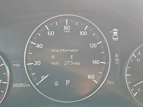 Used 2024 MAZDA MAZDA3 s FWD image 5