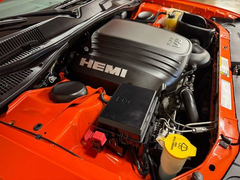 Used 2009 Dodge Challenger R/T w/ Electronics Convenience Group RWD image 38