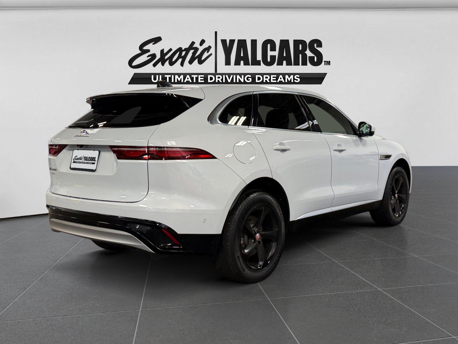 Used 2021 Jaguar F-PACE AWD/4WD image 5