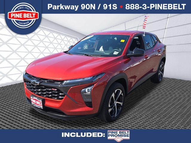 Certified 2024 Chevrolet Trax RS w/ Driver Confidence Package FWD image 1