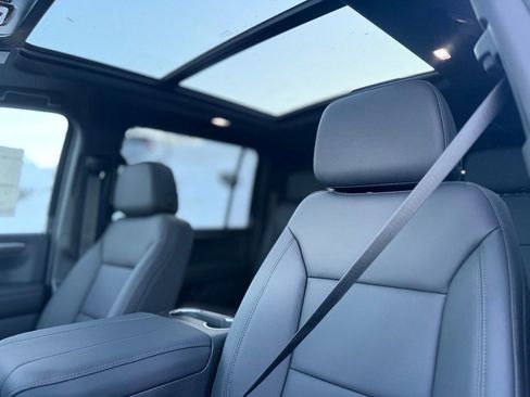 New 2026 Chevrolet Suburban Z71 w/ Comfort Package image 14