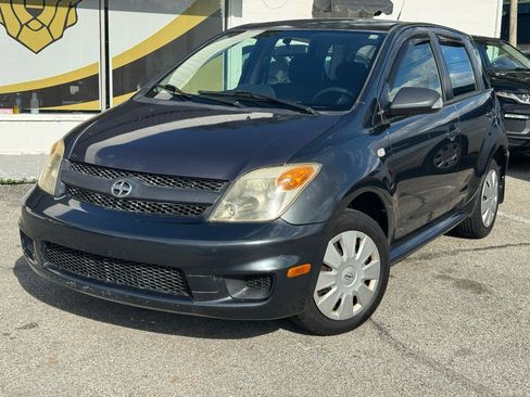 Used 2006 Scion xA FWD image 2