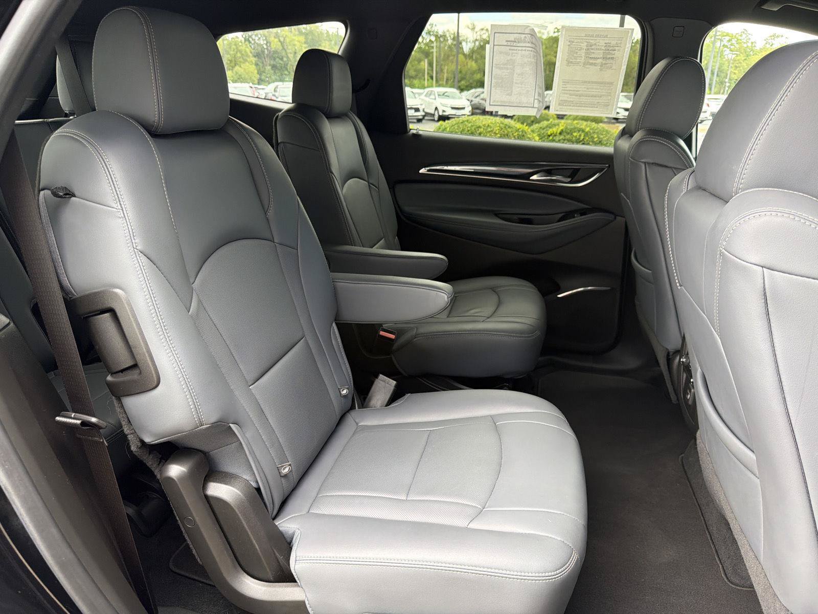 Used 2023 Buick Enclave Essence FWD image 34