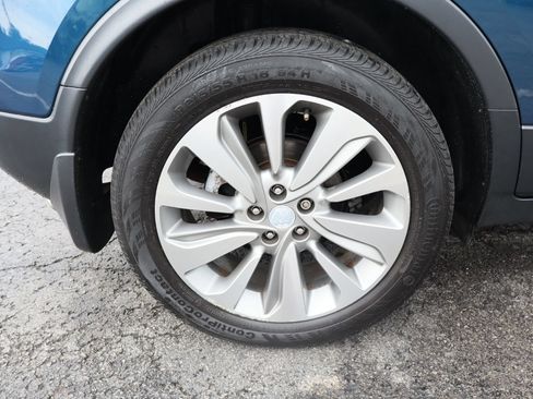 Used 2019 Buick Encore Preferred w/ Safety Package AWD/4WD image 18
