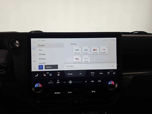 Certified 2024 Lexus GX 550 w/ Accessory Package (Z1) AWD/4WD image 26