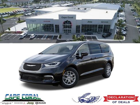 New 2026 Chrysler Pacifica Select FWD image 1