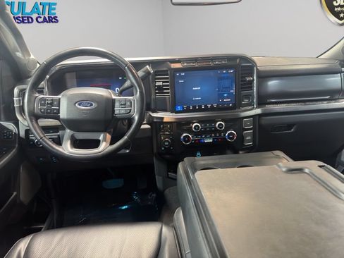 Used 2023 Ford F250 Lariat w/ FX4 Off-Road Package AWD/4WD image 12