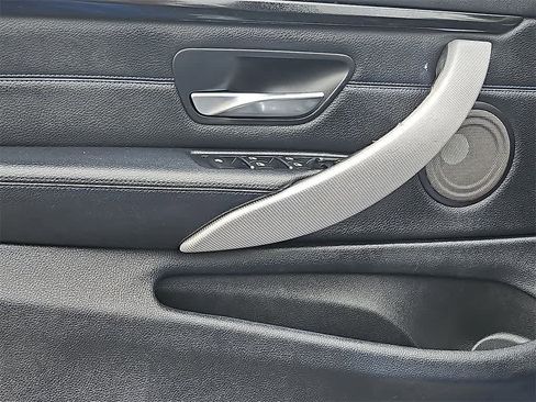 Used 2018 BMW 440i xDrive Convertible image 11