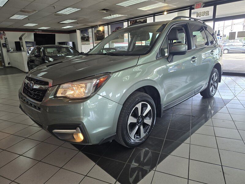 Used 2017 Subaru Forester 2.5i Limited AWD/4WD image 1