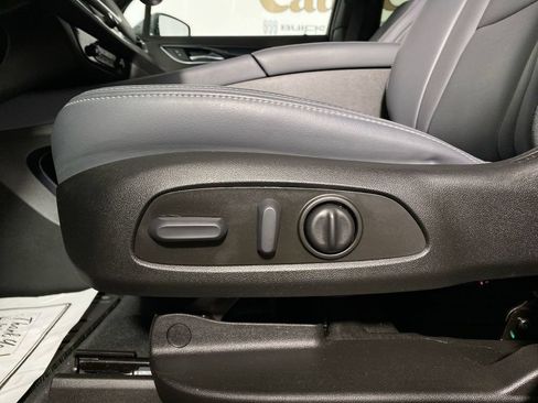 Certified 2024 Buick Enclave Essence AWD/4WD image 12