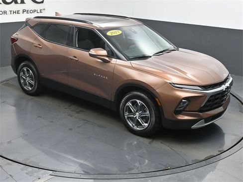 Used 2023 Chevrolet Blazer LT w/ Sound & Technology Package image 47