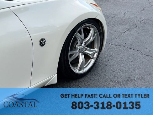 Used 2009 Nissan 370Z Touring w/ Sport Pkg RWD image 22