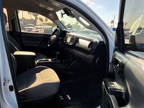 Used 2018 Toyota Tacoma SR w/ SR Convenience Package RWD image 25