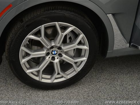 Used 2025 BMW X7 xDrive40i image 48