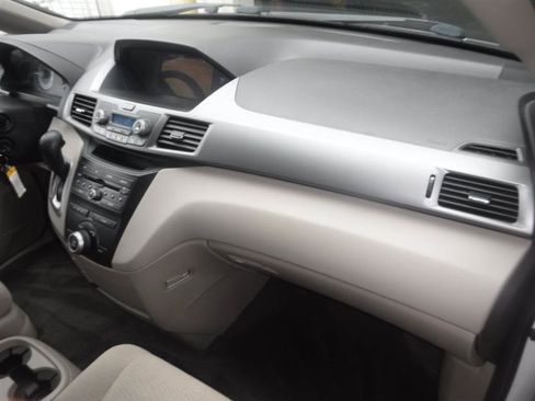 Used 2013 Honda Odyssey EX image 26