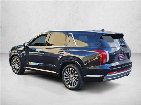 Used 2024 Hyundai Palisade Calligraphy image 8