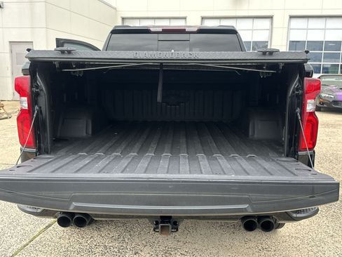 Used 2021 Chevrolet Silverado 1500 LT Trail Boss w/ Convenience Package II AWD/4WD image 44