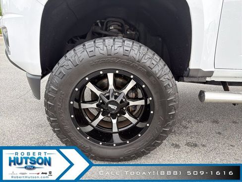 Used 2018 Chevrolet Colorado Z71 AWD/4WD image 9