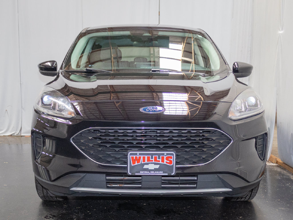 Used 2021 Ford Escape SE w/ Cold Weather Package FWD image 2