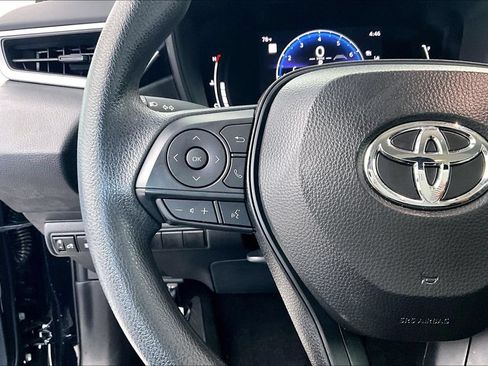 Used 2026 Toyota Corolla LE FWD image 24