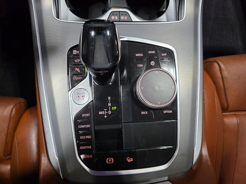 Used 2019 BMW X5 xDrive50i w/ M Sport Package image 53