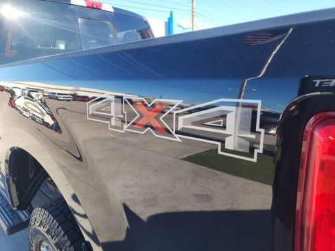 Used 2019 Ford F250 Lariat w/ Chrome Package AWD/4WD image 13
