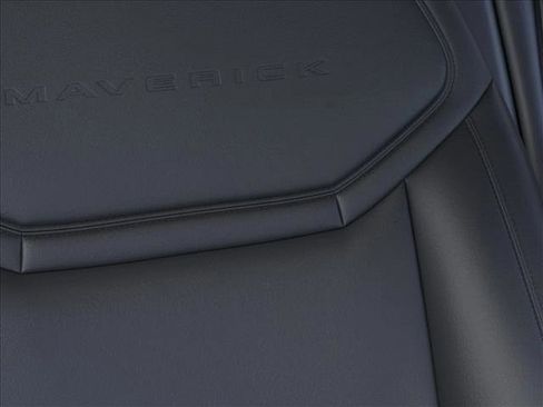 New 2026 Ford Maverick Lariat w/ Black Appearance Package image 17