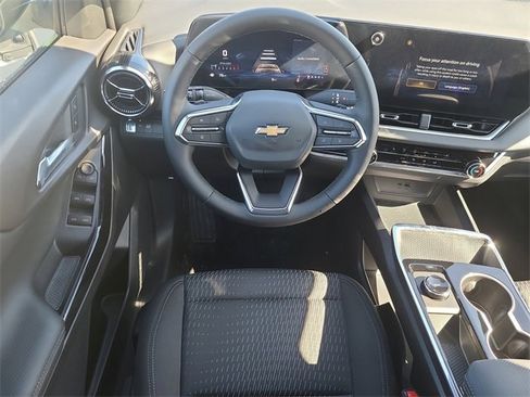 New 2026 Chevrolet Equinox LT image 10