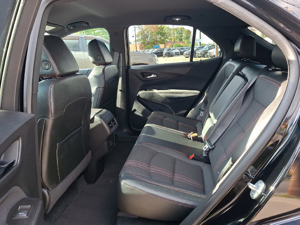 Certified 2023 Chevrolet Equinox RS AWD/4WD image 10