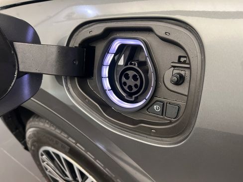 New 2026 Ford Escape SE w/ PHEV Premium Package image 37